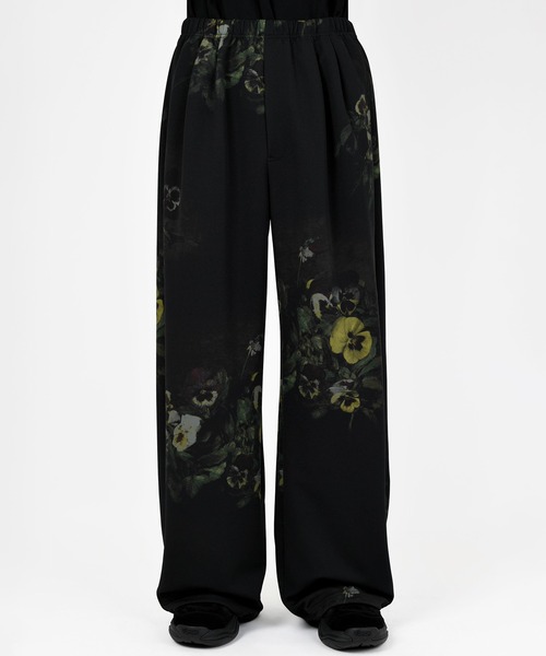 LAD MUSICIAN（ラッドミュージシャン）の「2TUCK TRACK PANTS