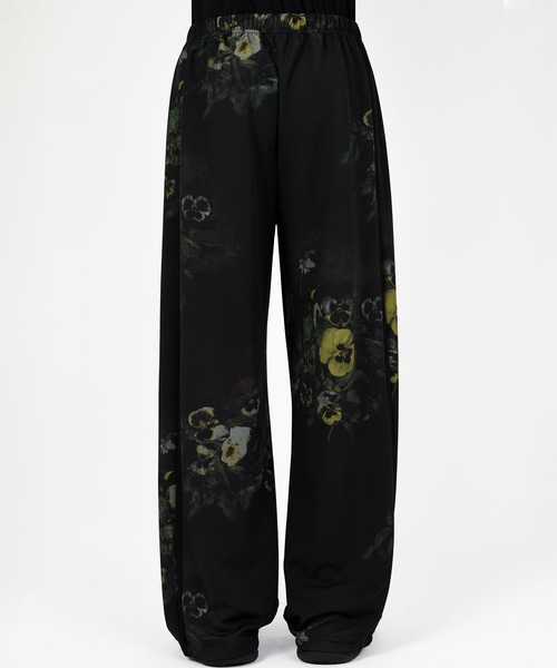 LAD MUSICIAN（ラッドミュージシャン）の「2TUCK TRACK PANTS