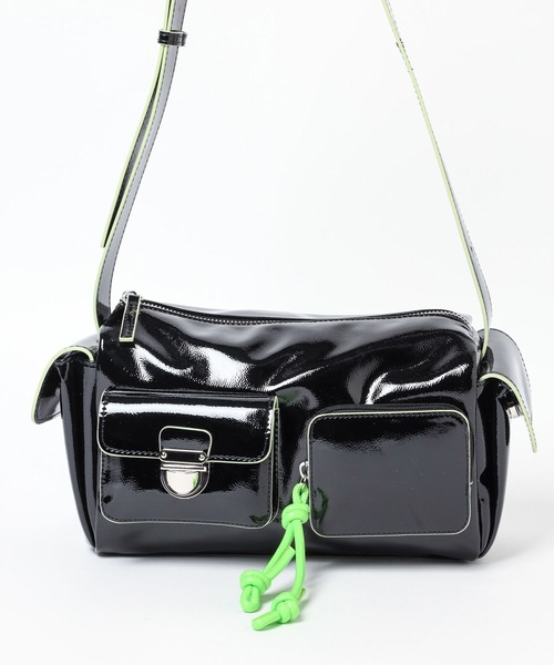 PAGEBOY（ページボーイ）の「【UNISEX】キューブポケットバッグ（ショルダーバッグ・レディース・ブラック・FREE）」の8枚目の写真