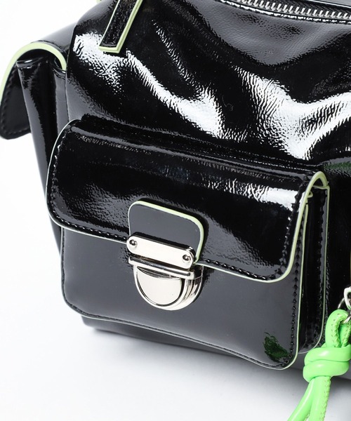 PAGEBOY（ページボーイ）の「【UNISEX】キューブポケットバッグ（ショルダーバッグ・レディース・ブラック・FREE）」の10枚目の写真