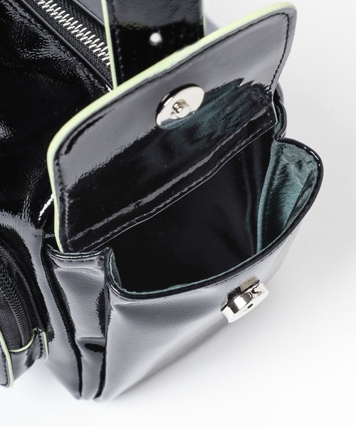 PAGEBOY（ページボーイ）の「【UNISEX】キューブポケットバッグ（ショルダーバッグ・レディース・ブラック・FREE）」の15枚目の写真