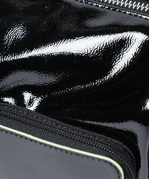 PAGEBOY（ページボーイ）の「【UNISEX】キューブポケットバッグ（ショルダーバッグ・レディース・ブラック・FREE）」の22枚目の写真