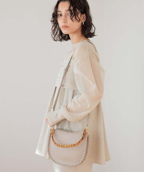 A part by（アパートバイ）の「バンブーハンドルラウンドバッグ（ショルダーバッグ・レディース・ブラック/ベージュ・FREE）」の7枚目の写真