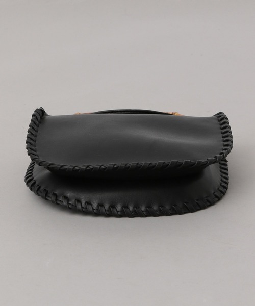 A part by（アパートバイ）の「バンブーハンドルラウンドバッグ（ショルダーバッグ・レディース・ブラック/ベージュ・FREE）」の19枚目の写真