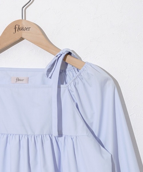 flower（フラワー）の「ショルダーリボンブラウス（シャツ/ブラウス・レディース・ブルー/イエロー/ホワイト・FREE）」の4枚目の写真