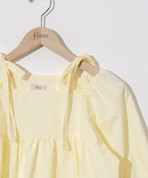 flower（フラワー）の「ショルダーリボンブラウス（シャツ/ブラウス・レディース・ブルー/イエロー/ホワイト・FREE）」の11枚目の写真