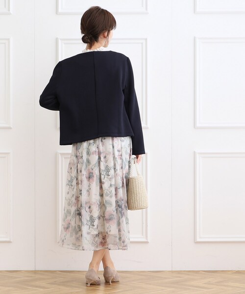 couture brooch(クチュールブローチ)の「◆金釦ツイルダンボールジャケット(ノーカラージャケット・レディース・ネイビー/アイボリー・36/38/40/42)」の20枚目の写真