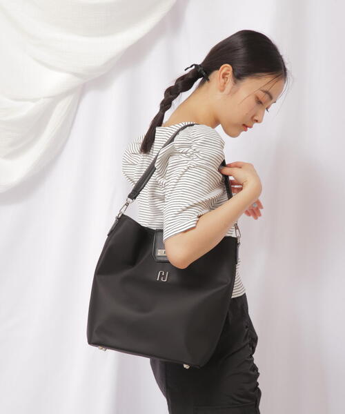 JILL by JILL STUART(ジルバイジルスチュアート)の「◇ワンハンドルバッグ コンパニオンシリーズ(トートバッグ・レディース・ライトグリーン/ブラック・FREE)」の5枚目の写真