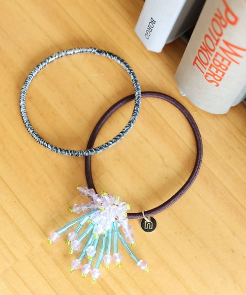 niko and...（ニコアンド）の「ビーズSETヘアゴム（ヘアゴム・レディース・パープル/ホワイト/ブラウン・0）」の3枚目の写真