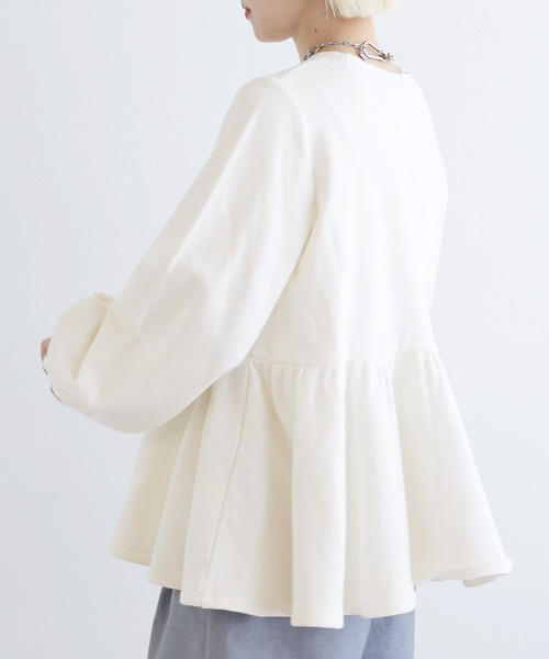 w closet(ダブルクローゼット)の「裏毛ペプラムトップス(スウェット・レディース・オートミール/ピンク/オフホワイト・FREE)」の9枚目の写真