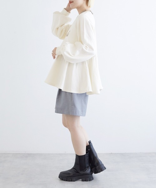w closet(ダブルクローゼット)の「裏毛ペプラムトップス(スウェット・レディース・オートミール/ピンク/オフホワイト・FREE)」の12枚目の写真