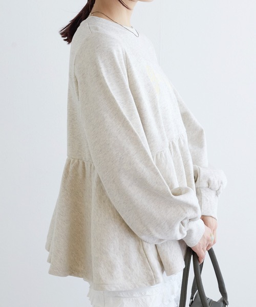w closet(ダブルクローゼット)の「裏毛ペプラムトップス(スウェット・レディース・オートミール/ピンク/オフホワイト・FREE)」の15枚目の写真