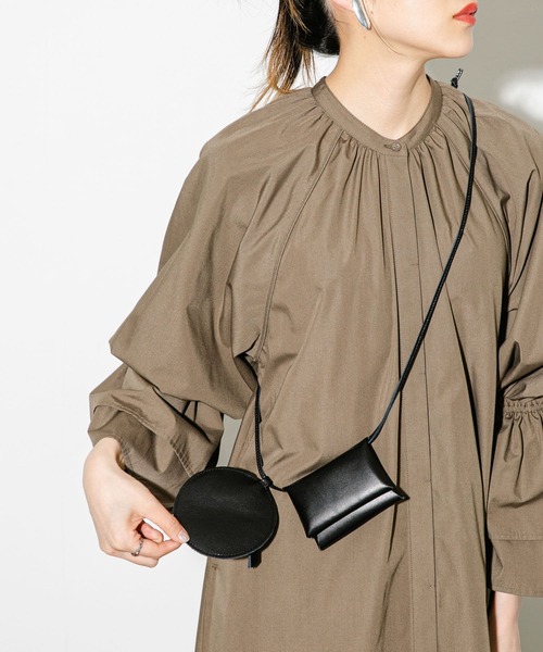 KBF（ケイビーエフ）の「レザーポーチBAG（ショルダーバッグ・レディース・イエロー/ブラック・ONE）」の3枚目の写真