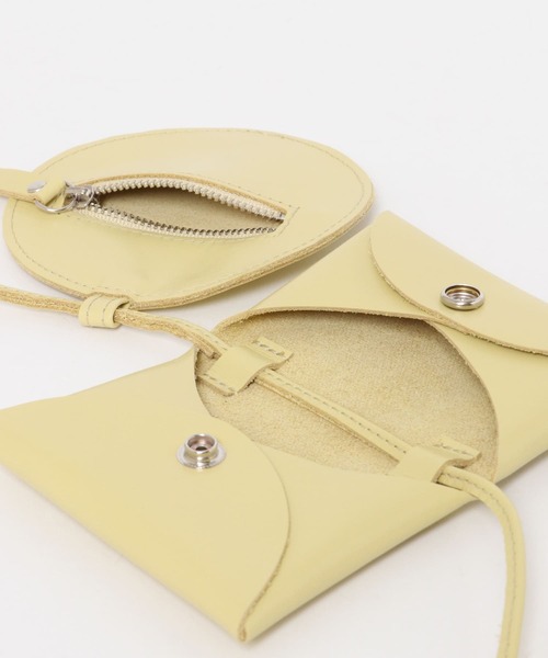 KBF（ケイビーエフ）の「レザーポーチBAG（ショルダーバッグ・レディース・イエロー/ブラック・ONE）」の16枚目の写真