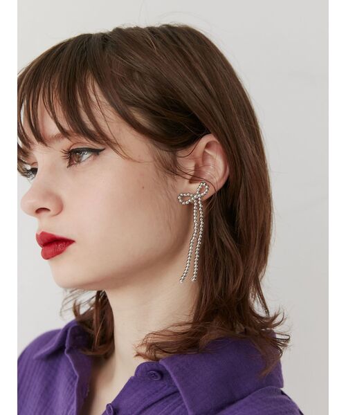 jouetie（ジュエティ）の「ビーズリボンピアス（ピアス（両耳用）・レディース・オフホワイト/シルバー・FREE）」の6枚目の写真