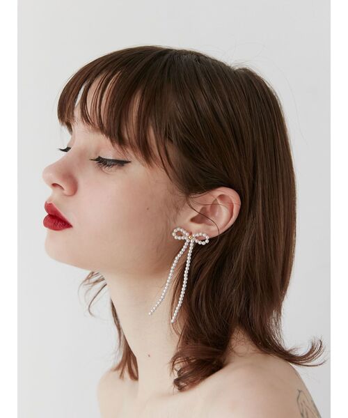 jouetie（ジュエティ）の「ビーズリボンピアス（ピアス（両耳用）・レディース・オフホワイト/シルバー・FREE）」の9枚目の写真