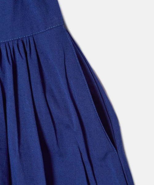 ROPE' PICNIC（ロペピクニック）の「【KIDS】INDIA麻混前後2WAYジャンパースカート/リンクコーデ（ワンピース・キッズ・ブルー/スミクロ・110/120/130/140/150）」の7枚目の写真