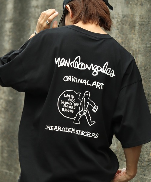 Mark Gonzales(マーク・ゴンザレス)の「【Mark Gonzales/マーク ゴンザレス】アートワークデザインプリント ビッグシルエット半袖Tシャツ(Tシャツ/カットソー・メンズ・ホワイト系1/ホワイト系2/ブラック系5/ブラック系6/ブルー系6/ブラック系7/ブルー系7/ブラック系8/ブルー系8/ベージュ系1/ブラック系2/ブルー系2/ホワイト系3/ベージュ系3/ブラック系4/ブルー系4/ホワイト系5/ベージュ系8/ブラック系1/ベージュ系2/ブラック系3/ブルー系3/ホワイト系4/ブルー系5/ホワイト系6/ブルー系1/ベージュ系4/ベージュ系5/ベージュ系6/ホワイト系7/ベージュ系7/ホワイト系8・M/L/XL)」の12枚目の写真
