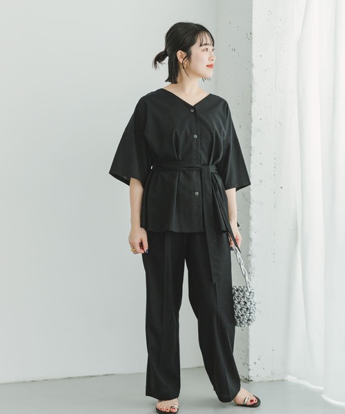 ITEMS URBANRESEARCH(アイテムズ アーバンリサーチ)の「『セットアップ対応』『洗濯可』リサイクルリネンセンタープレスパンツ(その他パンツ・レディース・ブラウン/ブラック/ライトカーキ・FREE)」の4枚目の写真
