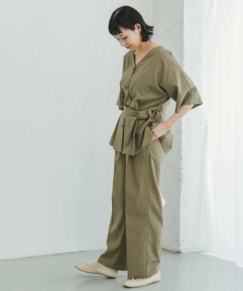 ITEMS URBANRESEARCH(アイテムズ アーバンリサーチ)の「『セットアップ対応』『洗濯可』リサイクルリネンセンタープレスパンツ(その他パンツ・レディース・ブラウン/ブラック/ライトカーキ・FREE)」の12枚目の写真