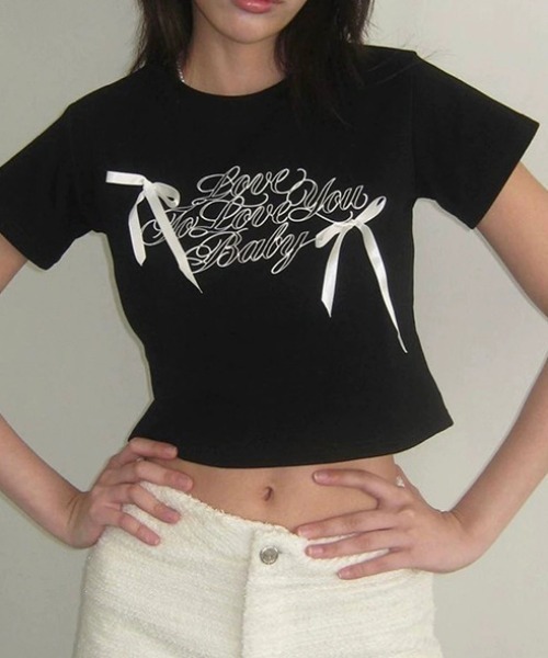 Vipoa(ヴィポア)の「ribbon lettering tee(Tシャツ/カットソー・レディース・ブラック/ホワイト・FREE)」の8枚目の写真