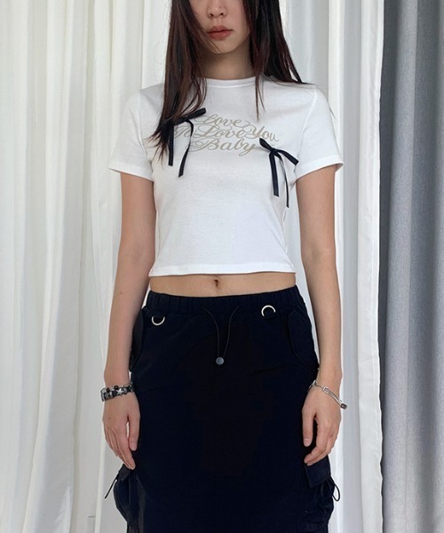 Vipoa(ヴィポア)の「ribbon lettering tee(Tシャツ/カットソー・レディース・ブラック/ホワイト・FREE)」の6枚目の写真