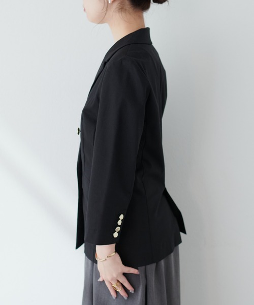 【新品】natural couture べこべこ金釦綿麻テーラードジャケット　F 新品】natural couture べこべこ金釦綿麻テーラードジャケット F
