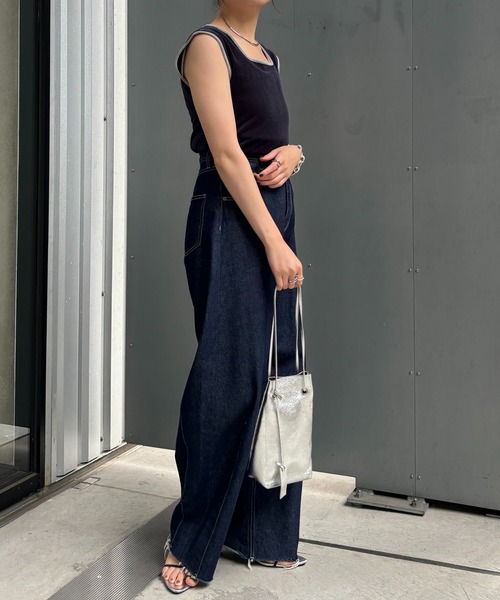 COLLAGE GALLARDAGALANTE（コラージュガリャルダガランテ）の「配色ベロアノースリーブT/WEB限定カラー展開（Tシャツ/カットソー・レディース・カーキ/ネイビー/グレー・FREE）」の20枚目の写真