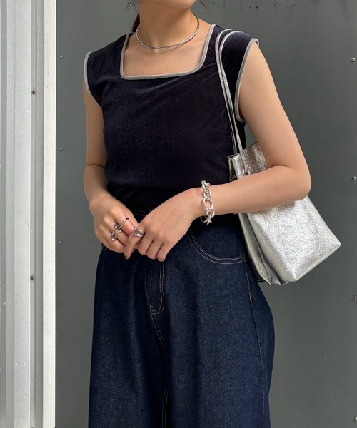 COLLAGE GALLARDAGALANTE（コラージュガリャルダガランテ）の「配色ベロアノースリーブT/WEB限定カラー展開（Tシャツ/カットソー・レディース・カーキ/ネイビー/グレー・FREE）」の13枚目の写真