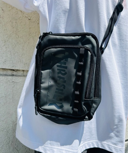 THRASHER(スラッシャー)の「THRASHER / タテミニショルダー / TH-T(ショルダーバッグ・レディース・ホワイト/ブラック・ONESIZE)」の5枚目の写真