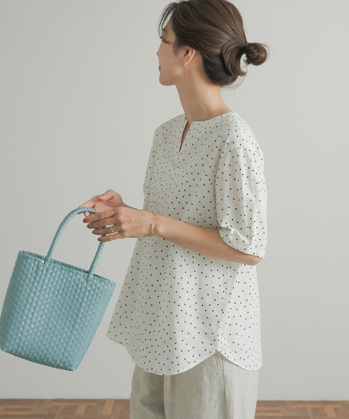 URBAN RESEARCH DOORS（アーバンリサーチドアーズ）の「リネンコットンドットブラウス（シャツ/ブラウス・レディース・ブラック系その他/ホワイト系その他・MEDIUM）」の14枚目の写真