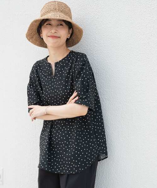 URBAN RESEARCH DOORS（アーバンリサーチドアーズ）の「リネンコットンドットブラウス（シャツ/ブラウス・レディース・ブラック系その他/ホワイト系その他・MEDIUM）」の9枚目の写真