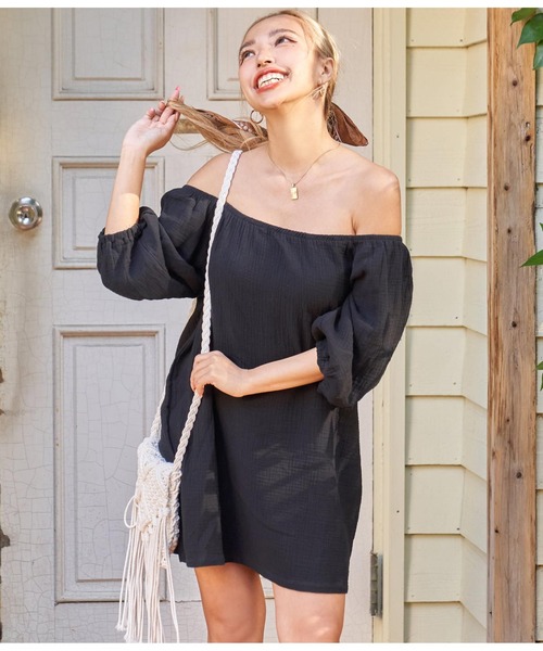 anap mimpi（アナップミンピ）の「ダブルガーゼ オフショルダー ミニワンピース（ワンピース・レディース・ブラック/ミント/ラベンダー・FREE）」の4枚目の写真