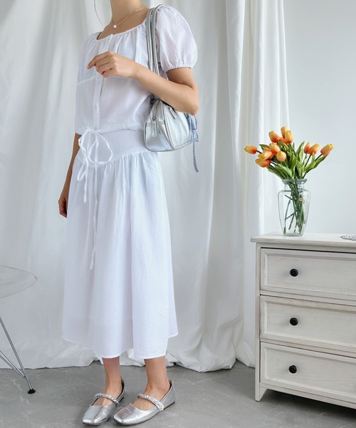 aimoha(アイモハ)の「涼やかブラウス+マキシスカートセットアップ (SS)(セットアップ・レディース・ブルー/ホワイト・SMALL/MEDIUM)」の3枚目の写真