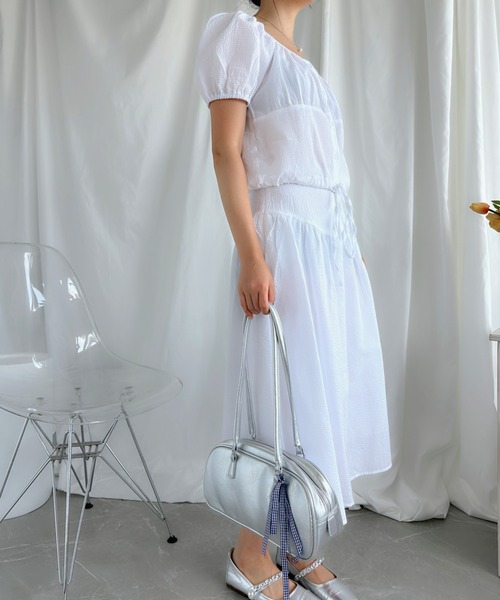 aimoha(アイモハ)の「涼やかブラウス+マキシスカートセットアップ (SS)(セットアップ・レディース・ブルー/ホワイト・SMALL/MEDIUM)」の6枚目の写真