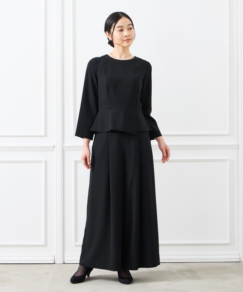 AIMER(エメ)の「【喪服・礼服】ペプラムブラウス×ワイドパンツブラックフォーマルセットアップ(スーツパンツ・レディース・ブラック・SMALL/X-LARGE/LARGE/MEDIUM)」の16枚目の写真