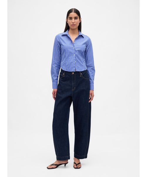 GAP(ギャップ)の「オーガニックコットン フィット クロップドシャツ(シャツ/ブラウス・レディース・ブルー/ベージュ/ホワイト×ネイビー/レッド・S/M/L/XS/XXS)」の5枚目の写真