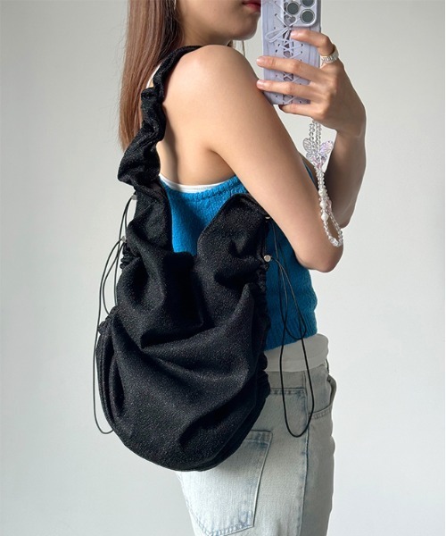 FREE STYLISTS（フリー スタイリスト）の「Y2K ドロストラメトートバッグ（ハンドバッグ・レディース・ダークグレー/ブラック/シルバー・FREE）」の6枚目の写真