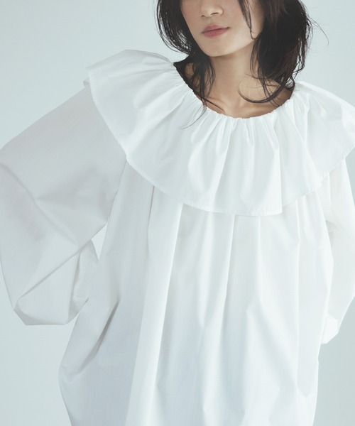 ELFRANK(エルフランク)の「2wayオフショルダーフリルチュニックブラウス(シャツ/ブラウス・レディース・オフホワイト/ブラック・FREE)」の8枚目の写真