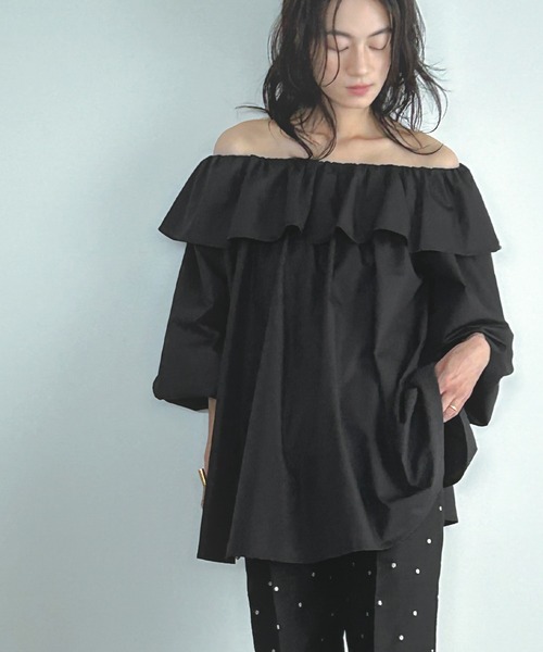 ELFRANK(エルフランク)の「2wayオフショルダーフリルチュニックブラウス(シャツ/ブラウス・レディース・オフホワイト/ブラック・FREE)」の14枚目の写真