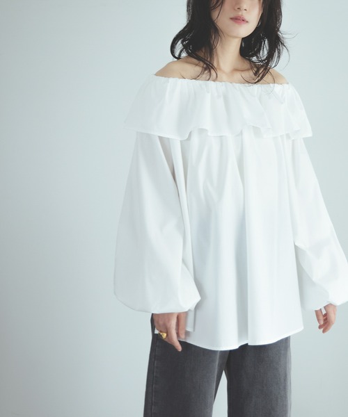 ELFRANK(エルフランク)の「2wayオフショルダーフリルチュニックブラウス(シャツ/ブラウス・レディース・オフホワイト/ブラック・FREE)」の22枚目の写真