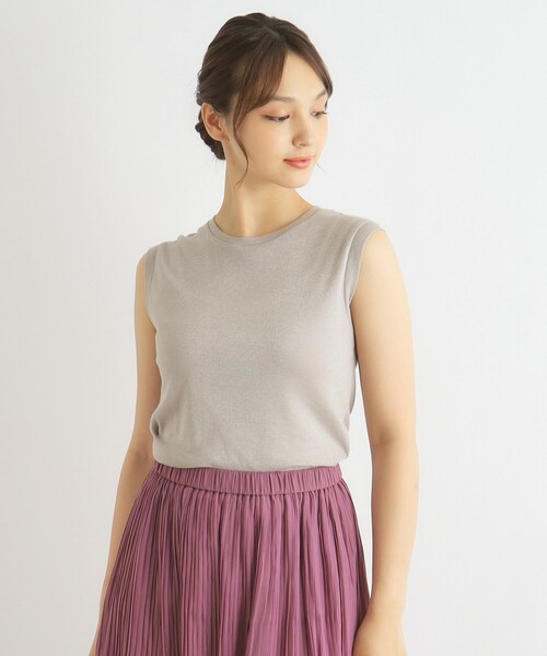 LAURA ASHLEY(ローラアシュレイ)の「【日本製/3colors】ラメフライス タンクトップ(タンクトップ・レディース・ゴールド/ライトベージュ/シルバー・38/40)」の4枚目の写真