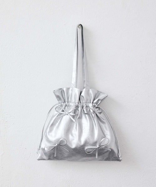 fifth(フィフス)の「リボン付き巾着トート(トートバッグ・レディース・ブラック/シルバー・FREE)」の5枚目の写真