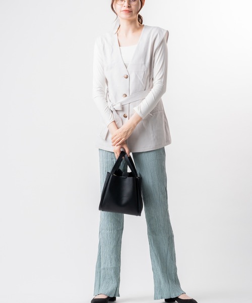 MURA(ムラ)の「PU(合成皮革) 高見え ショルダーベルト付き キューブバッグ(ショルダーバッグ・レディース・グレー/ブラック/ダークブラウン/キャメル/ベージュ/ネイビー・FREE)」の11枚目の写真