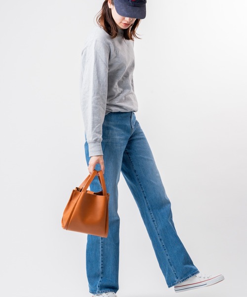 MURA(ムラ)の「PU(合成皮革) 高見え ショルダーベルト付き キューブバッグ(ショルダーバッグ・レディース・グレー/ブラック/ダークブラウン/キャメル/ベージュ/ネイビー・FREE)」の21枚目の写真