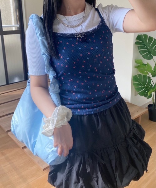 nemne store(ネンネストア)の「【Seoup】小花柄リブキャミソール(キャミソール・レディース・オートミール/ネイビー・フリー)」の9枚目の写真