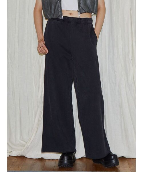 VEQUM（VEQUM）の「【VEQUM】LOOSE SWEAT PT（スウェットパンツ・レディース・ブラック/ブラウン/グレー・FREE）」の4枚目の写真