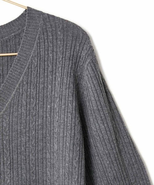 ROPE' PICNIC(ロペピクニック)の「ケーブル編みショート丈ニットカーディガン(カーディガン/ボレロ・レディース・ネイビー/レッド/ダークブラウン/グレー・38)」の14枚目の写真