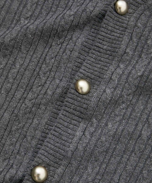 ROPE' PICNIC(ロペピクニック)の「ケーブル編みショート丈ニットカーディガン(カーディガン/ボレロ・レディース・ネイビー/レッド/ダークブラウン/グレー・38)」の6枚目の写真