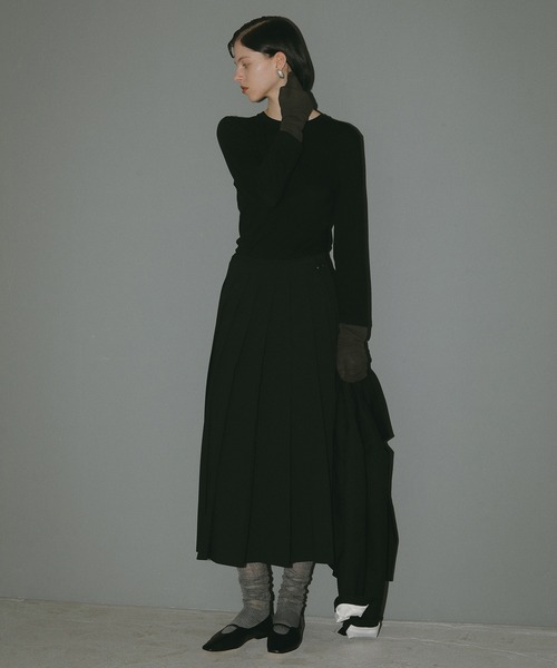 MANOF(マノフ)の「WIDE PLEATS SKIRT(スカート・レディース・ベージュ/ブラック・S/M)」の12枚目の写真